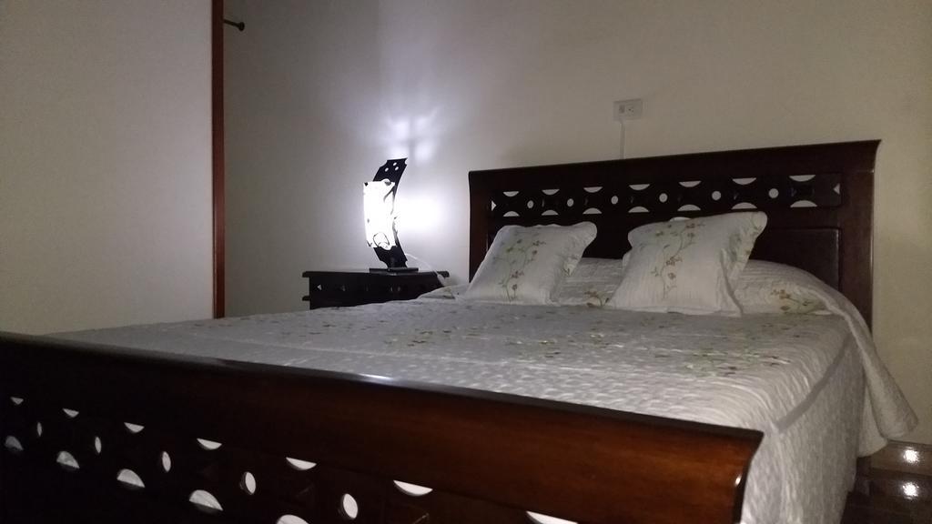 Find Land & A Rest Hotel ฟิลานเดีย ภายนอก รูปภาพ